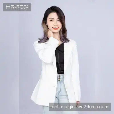 倪震